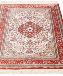 Qom Persian Rug 151 × 100 cm, silk, hand-knotted — view 2