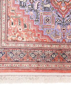 Qom Persian Rug 154 × 100 cm, silk, hand-knotted — view 5