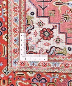 Qom Persian Rug 152 × 105 cm, silk, hand-knotted — view 9