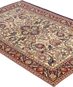 Qom Persian Rug 219 × 135 cm, wool & silk, hand-knotted — view 4
