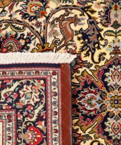 Qom Persian Rug 219 × 135 cm, wool & silk, hand-knotted — view 7