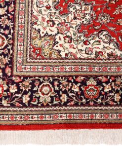 Qom Persian Rug 218 × 140 cm, silk, hand-knotted — view 5