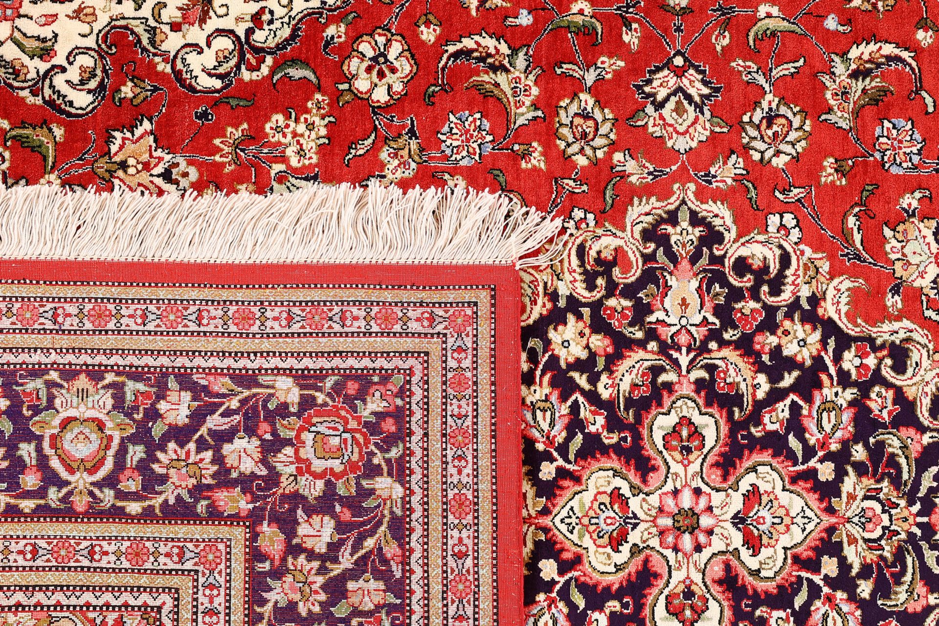 Qom Persian Rug 218 × 140 cm, silk, hand-knotted — view 7