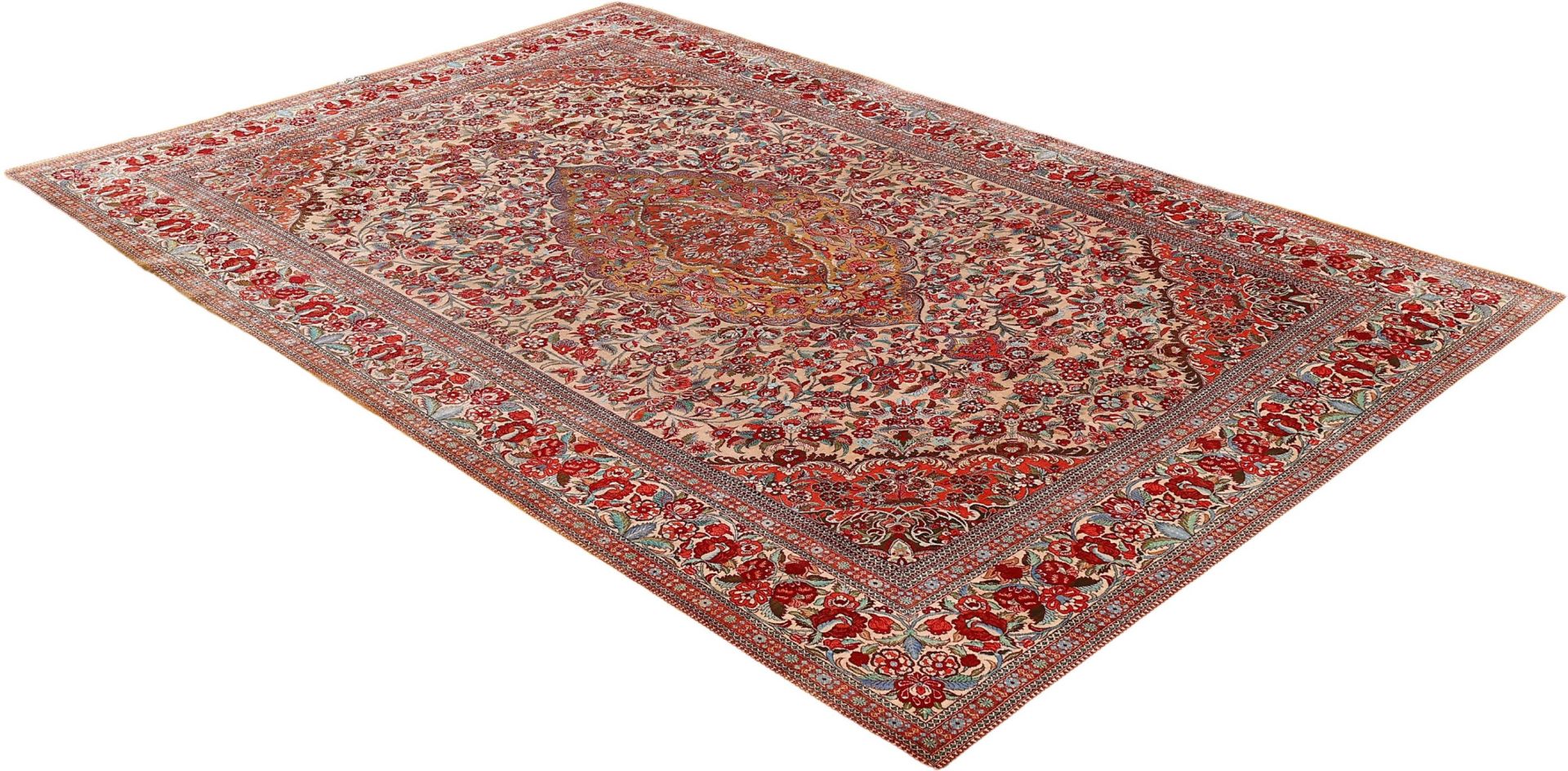 Qom Persian Rug 318 × 212 cm, silk, hand-knotted — view 4