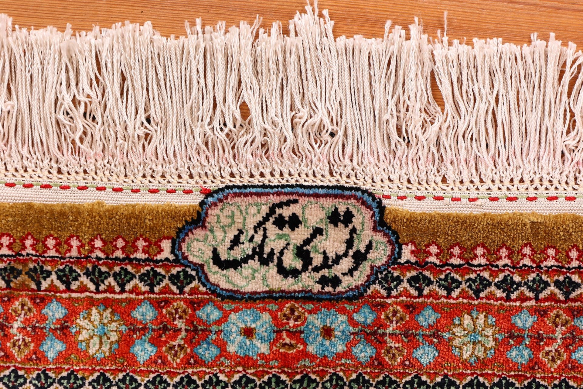 Qom Persian Rug 318 × 212 cm, silk, hand-knotted — view 6